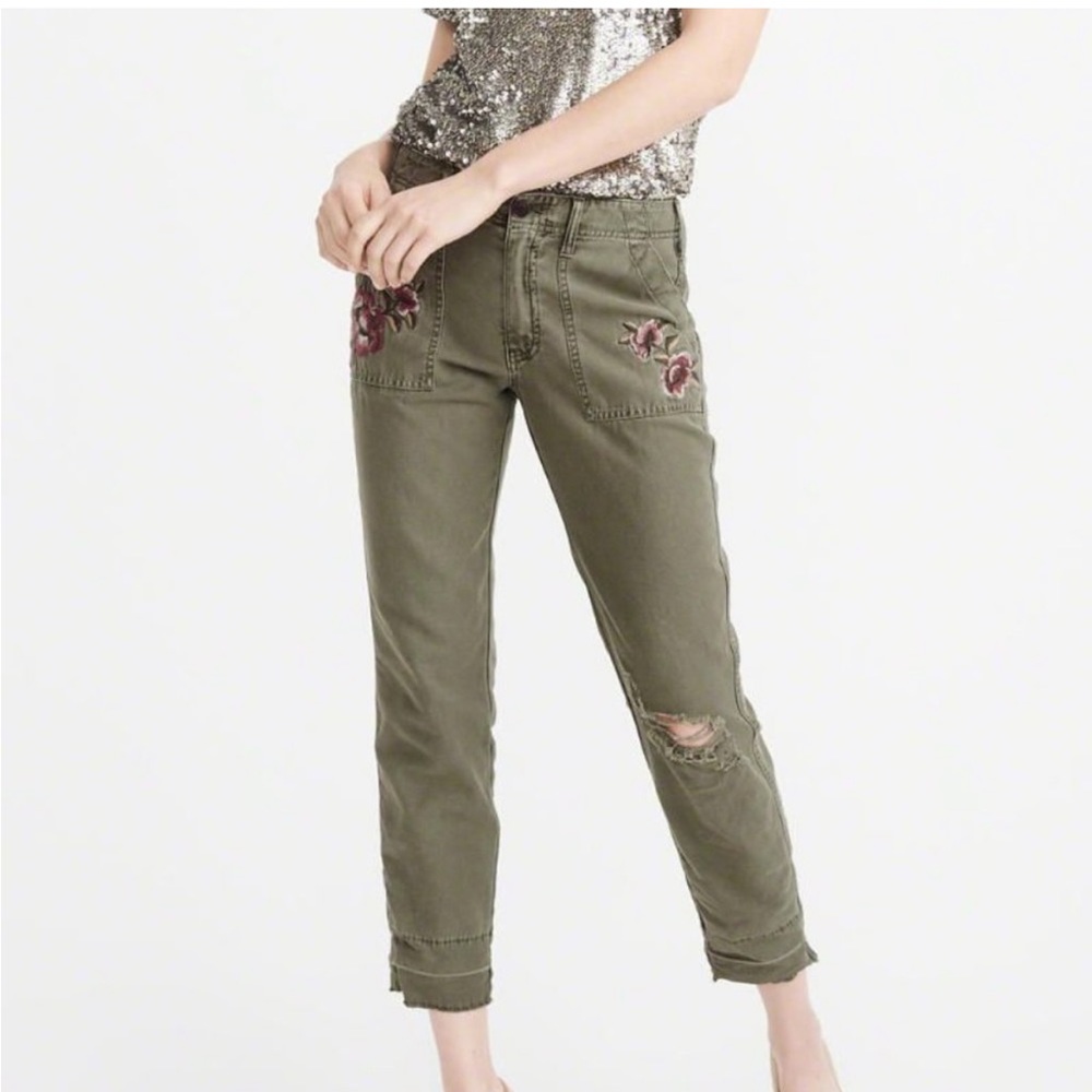 Abercrombie & Fitch Military Boyfriend Jeans